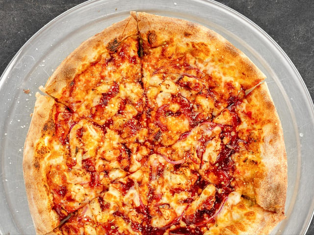 BBQ Chicken 16".